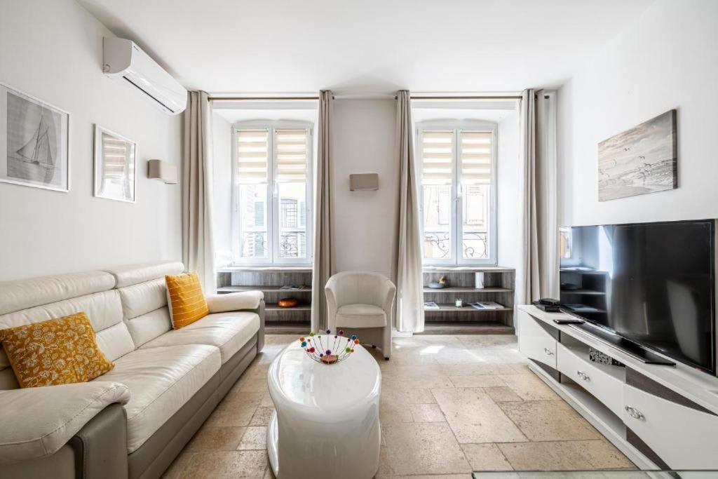 Apartamento Le Meynadier Lumineux Dans Le Centre Historique, Proche Des Plages Et Palais