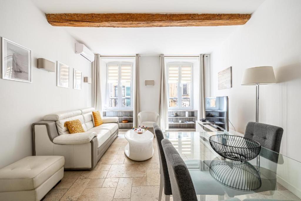 Le Meynadier Lumineux Dans Le Centre Historique, Proche Des Plages Et Palais Apartamento *